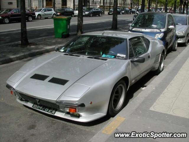 DeTomaso Pantera2 spotted in Paris, France