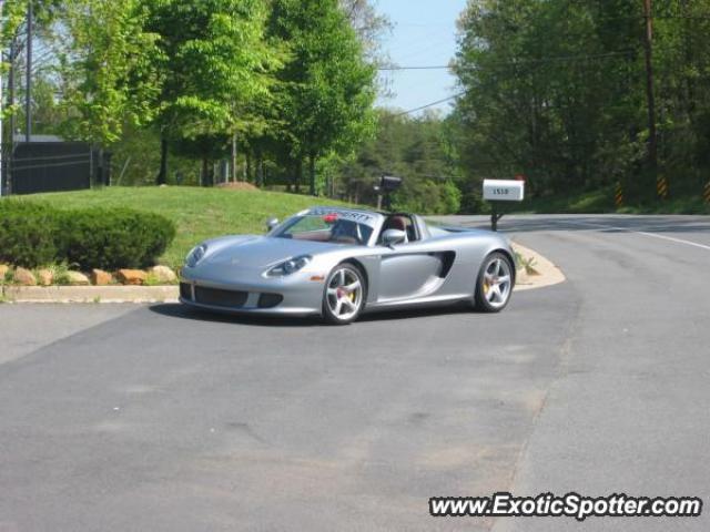 Porsche Carrera GT spotted in Ashburn, Virginia