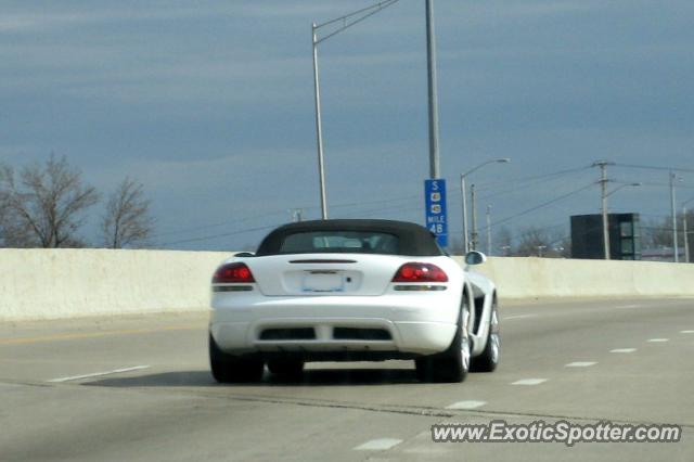 Dodge Viper spotted in Milwaukee, Wisconsin