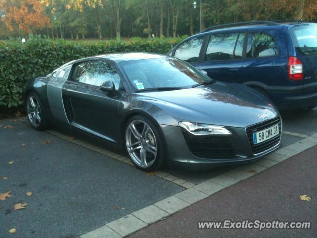 Audi R8 spotted in Pontault-Combaul, France