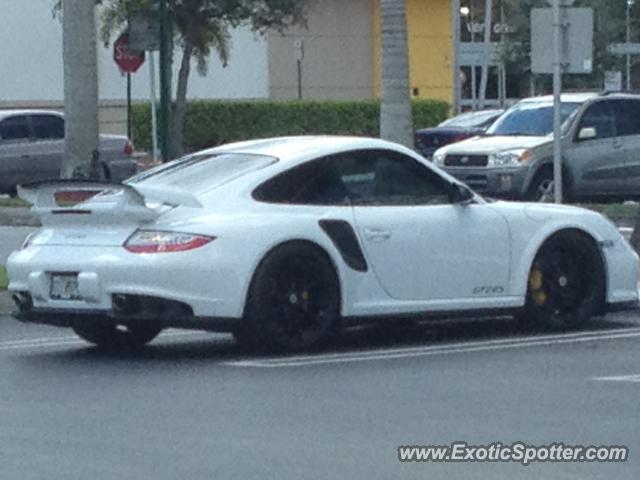 Porsche 911 GT2 spotted in Boca raton, Florida