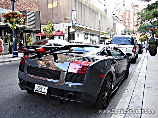 Lamborghini Gallardo spotted in Toronto, Canada