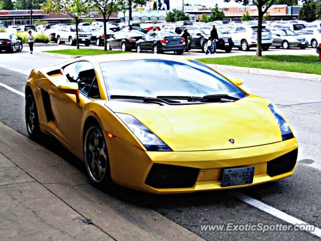 Lamborghini Gallardo spotted in Niagara Falls, Canada