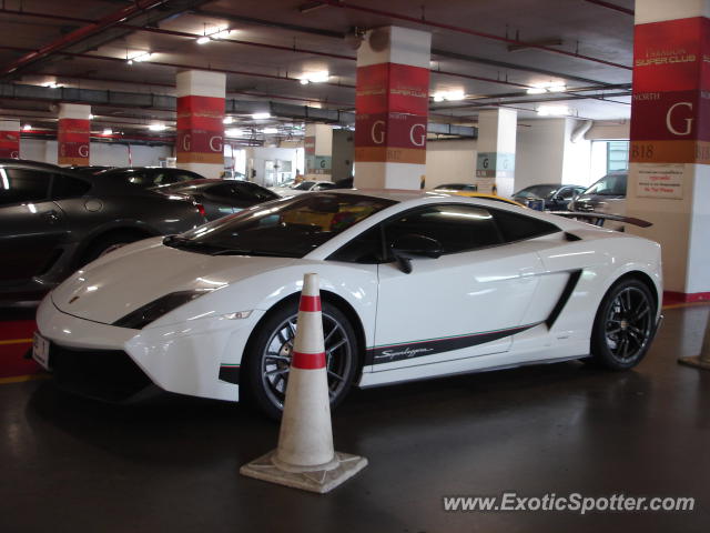 Lamborghini Gallardo spotted in Bangkok, Thailand