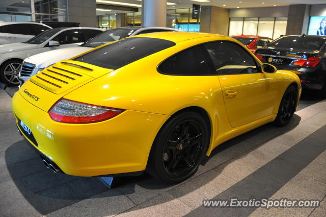 Porsche Carrera GT spotted in Bukit Bintang KL, Malaysia