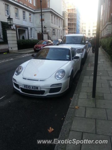 Porsche 911 GT3 spotted in LONDON, United Kingdom