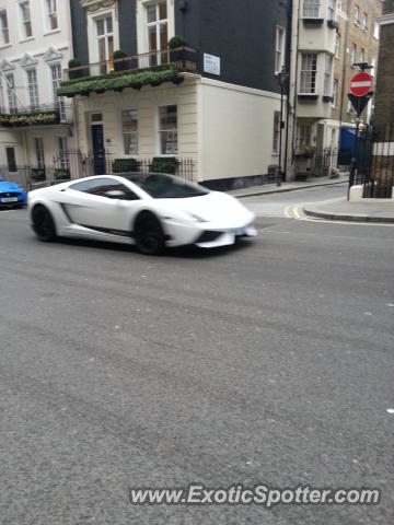 Lamborghini Gallardo spotted in LONDON, United Kingdom