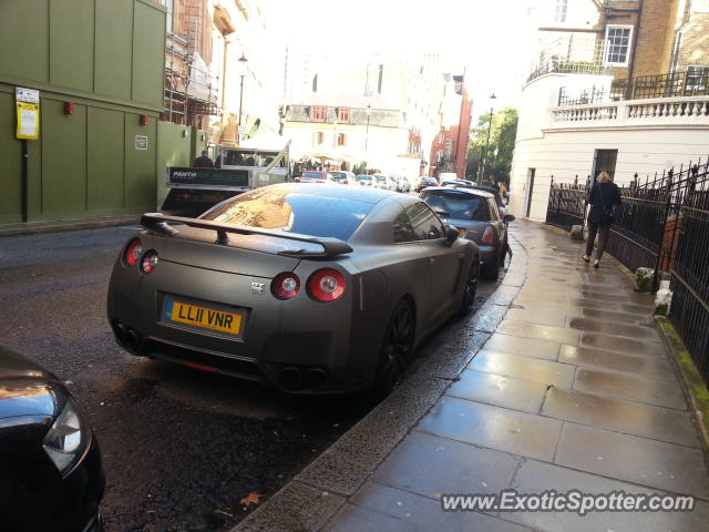 Nissan Skyline spotted in LONDON, United Kingdom