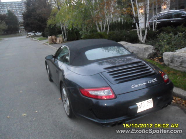 Porsche 911 spotted in Toronto, Canada