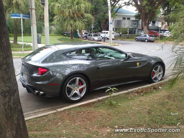 Ferrari FF spotted in São Paulo, Brazil