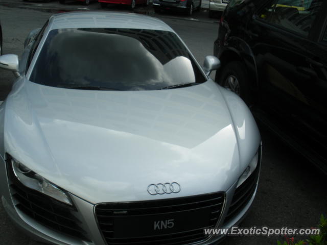 Audi R8 spotted in Bandar, Brunei