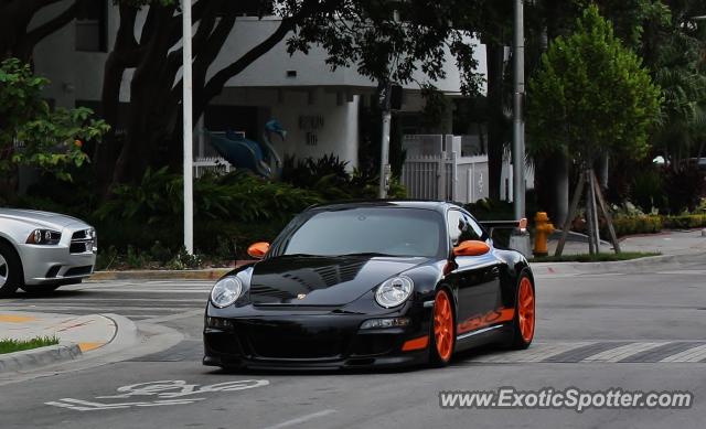 Porsche 911 GT3 spotted in Miami, Florida