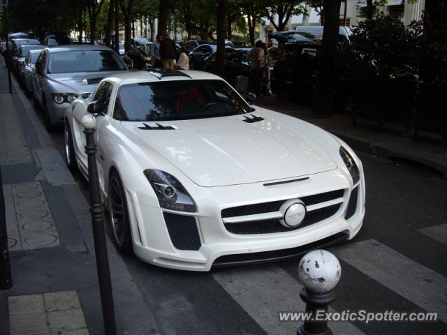 Mercedes SLS AMG spotted in Paris, France