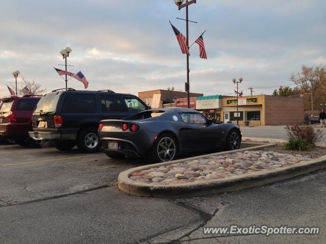 Lotus Elise spotted in Oak Lawn, Illinois