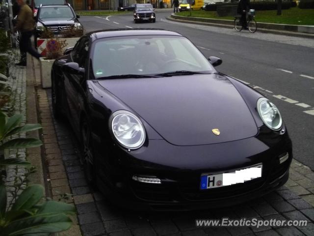Porsche 911 Turbo spotted in Hannover, Germany