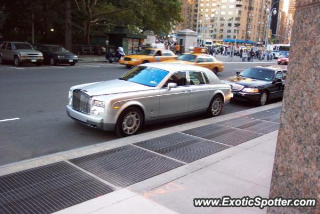 Rolls Royce Phantom spotted in Manhattan, New York