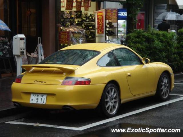 Porsche 911 spotted in Tokyo, Japan