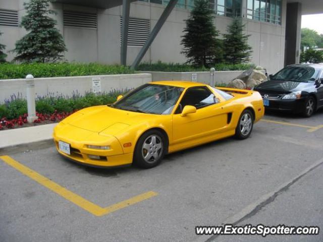 Acura NSX spotted in Toronto, Canada