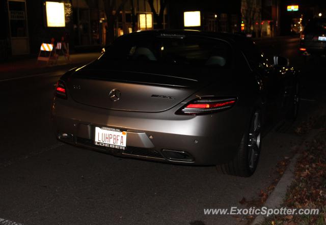 Mercedes SLS AMG spotted in Evanston, Illinois