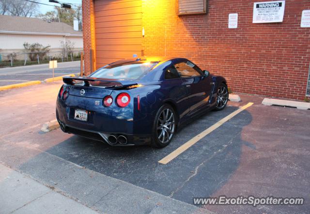 Nissan Skyline spotted in Skokie, Illinois