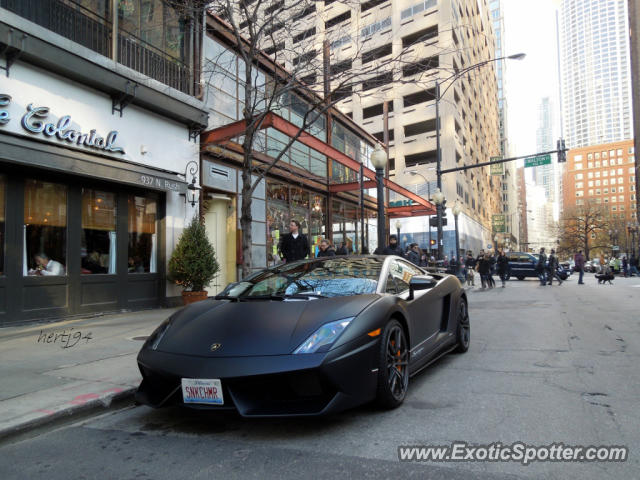 Lamborghini Gallardo spotted in Chicago, Illinois