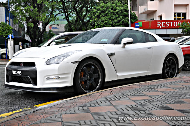 Nissan Skyline spotted in Bukit Bintang KL, Malaysia