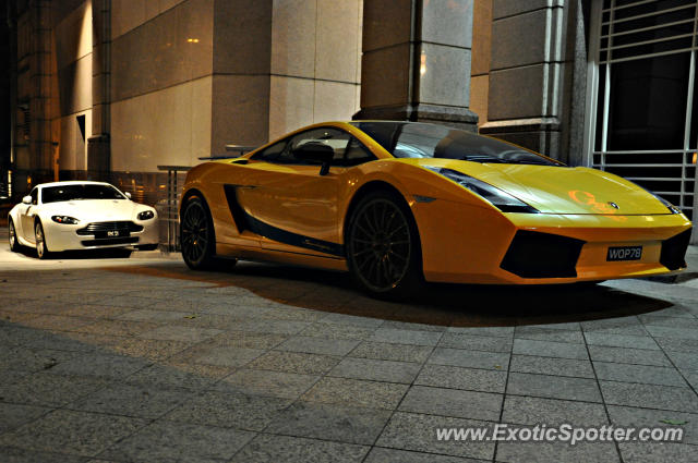 Lamborghini Gallardo spotted in KLCC Twin Tower, Malaysia