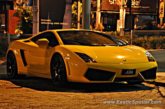 Lamborghini Gallardo spotted in Bukit Bintang KL, Malaysia