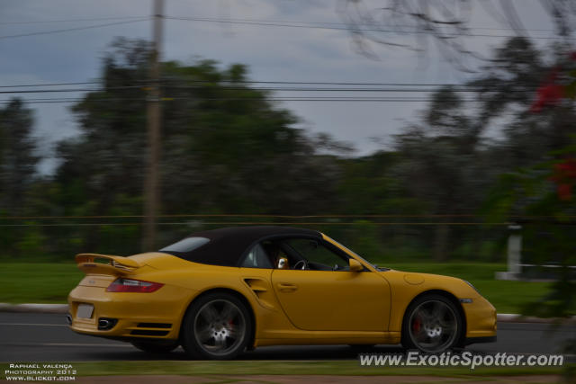 Porsche 911 Turbo spotted in Brasília, Brazil