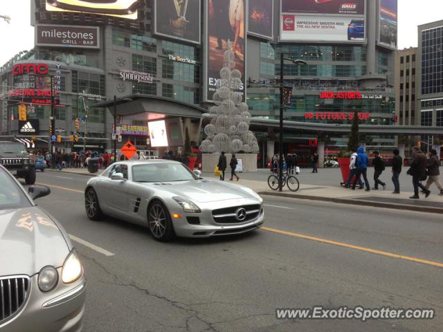 Mercedes SLS AMG spotted in Toronto, Canada