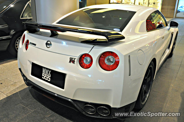 Nissan Skyline spotted in Bukit Bintang KL, Malaysia