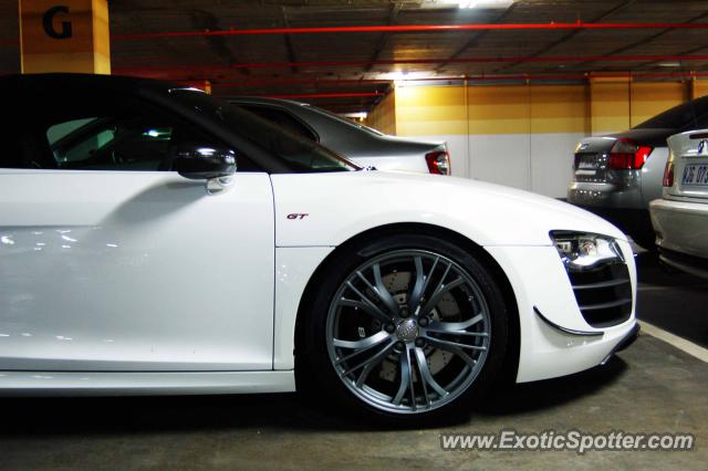 Audi R8 spotted in Sandton, South Africa