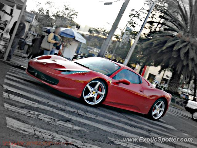 Ferrari 458 Italia spotted in Mexico City, Mexico