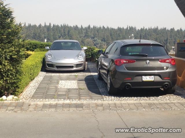 Porsche 911 GT3 spotted in Mexico City, Mexico