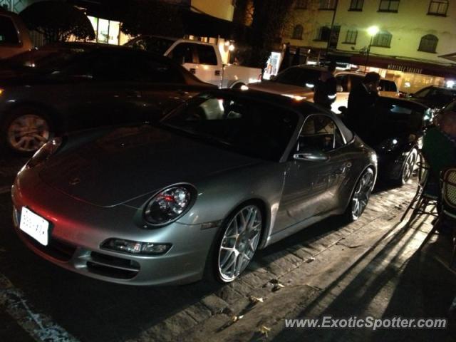 Porsche 911 spotted in Mexico City, Mexico