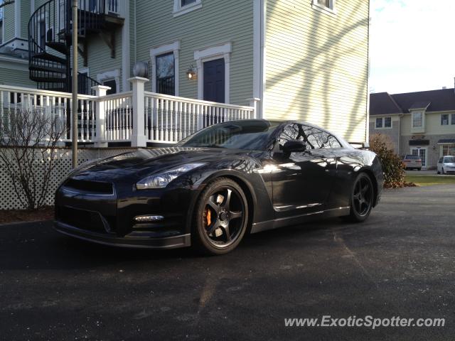 Nissan Skyline spotted in Geneva, Illinois