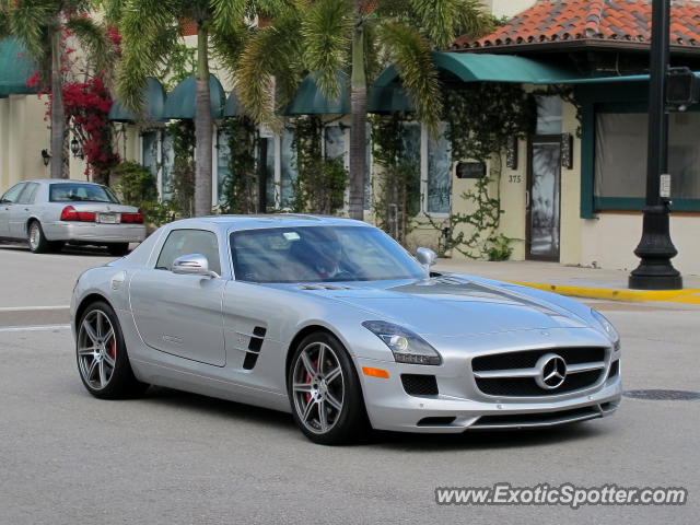 Mercedes SLS AMG spotted in Palm Beach, Florida