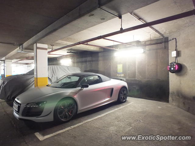 Audi R8 spotted in London, United Kingdom