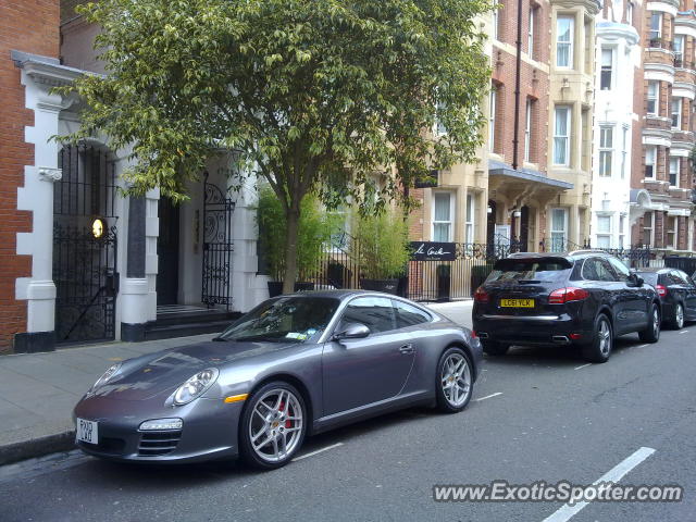 Porsche 911 spotted in London, United Kingdom