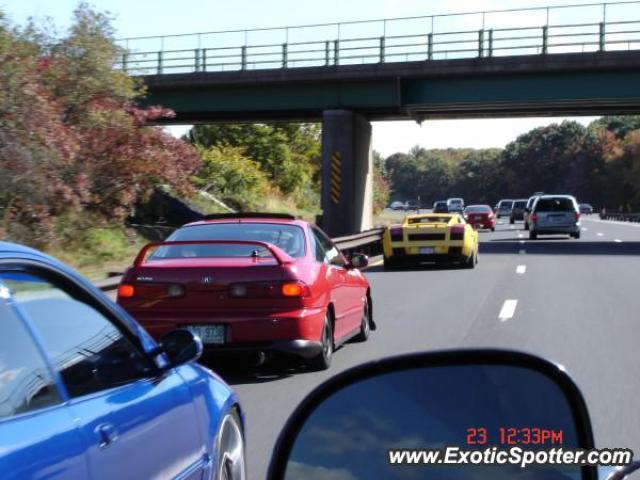 Lamborghini Gallardo spotted in Garden State Parkway, New Jersey