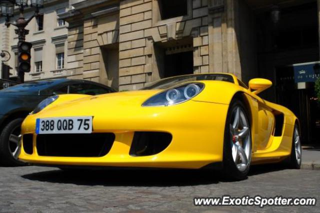 Porsche Carrera GT spotted in Paris, France