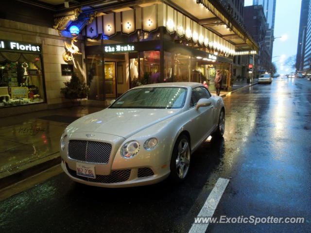 Bentley Continental spotted in Chicago, Illinois