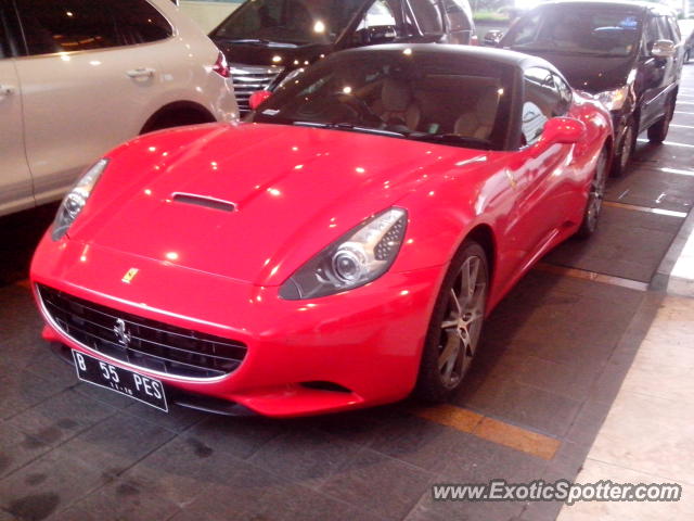 Ferrari California spotted in Jakarta, Indonesia