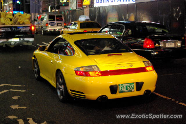 Porsche 911 spotted in New York, New York