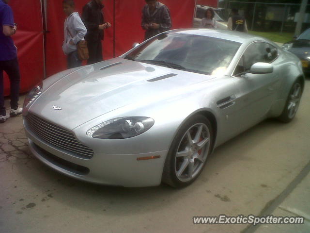 Aston Martin Vantage spotted in Bogota, Colombia