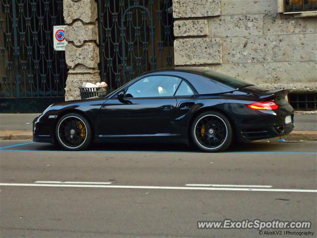 Porsche 911 Turbo spotted in Milan, Italy