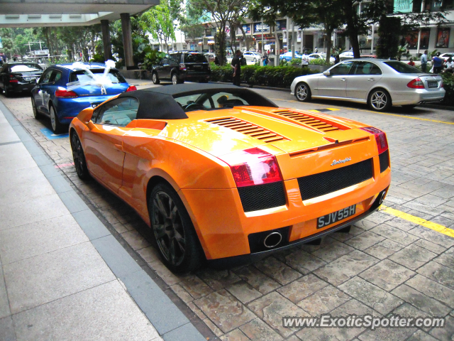 Lamborghini Gallardo spotted in Singapore, Singapore