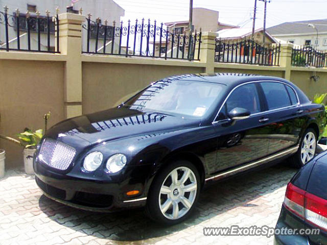 Bentley Continental spotted in Victoria Falls, Zimbabwe