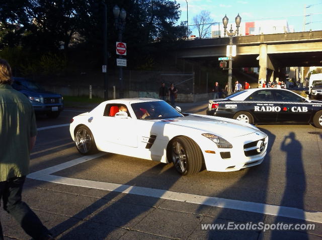 Mercedes SLS AMG spotted in Portland, Oregon