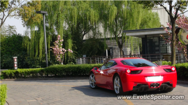 Ferrari 458 Italia spotted in Shanghai, China